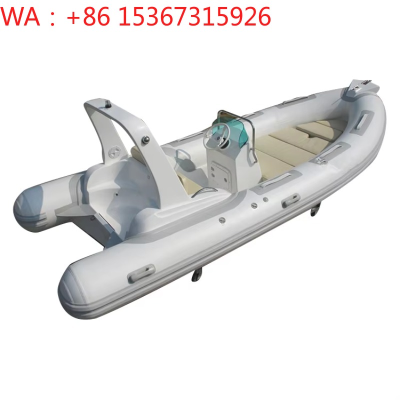 RIB520C 6-Person Center Consol - Outdoor Sports Center review and price
